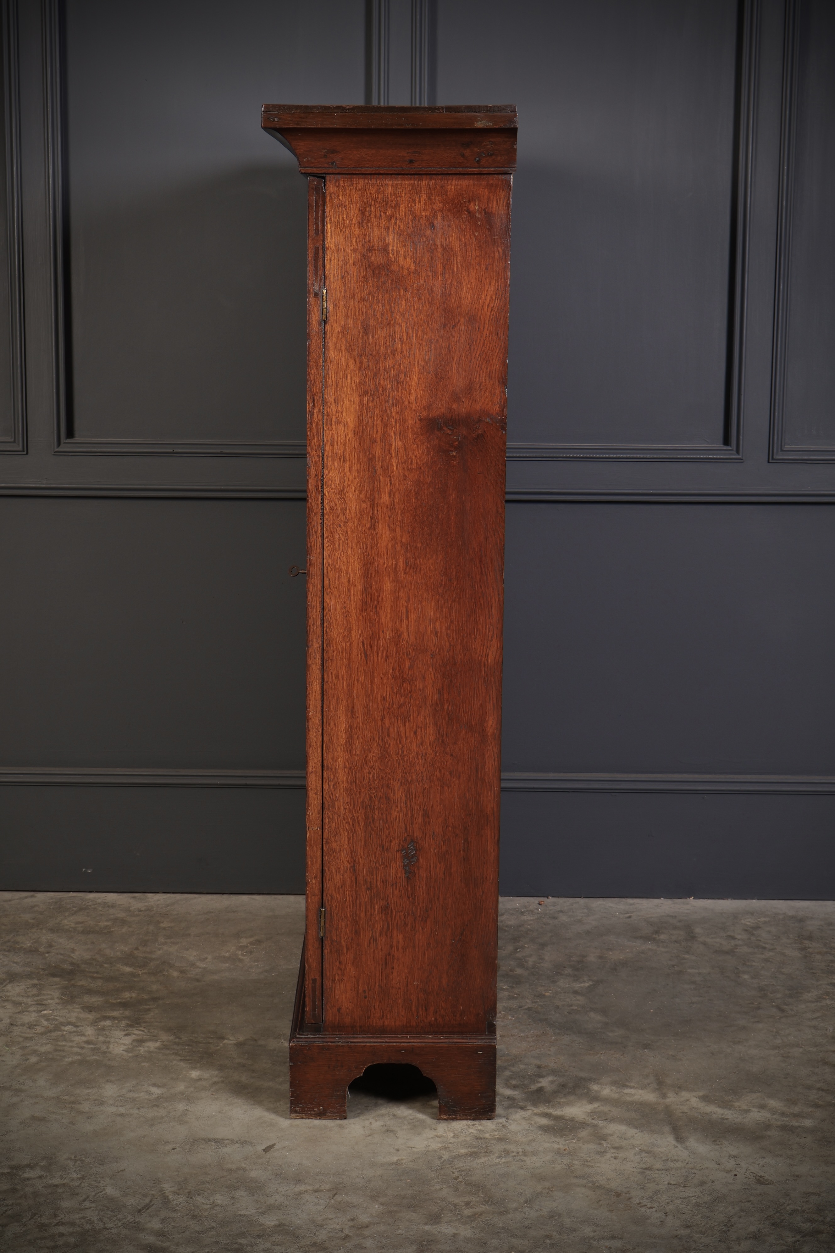 18th Century Oak Bookcase - Image 6